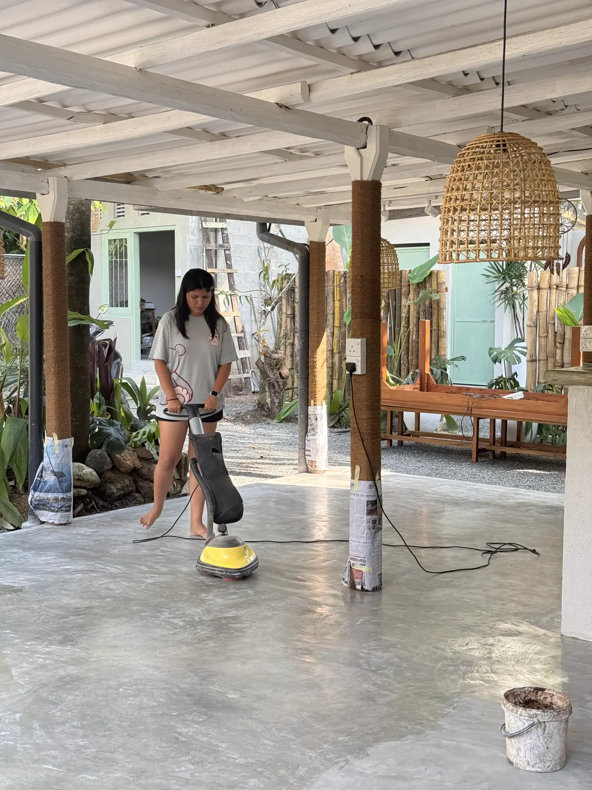 Final fit-out and floor finishing during the Kickin’ Surf Lodge development